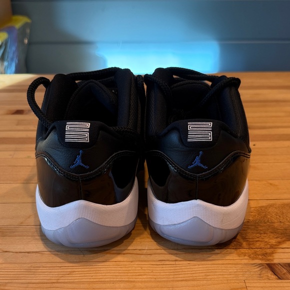 Nike Jordan 11 low “Space Jam” - Picture 4 of 6